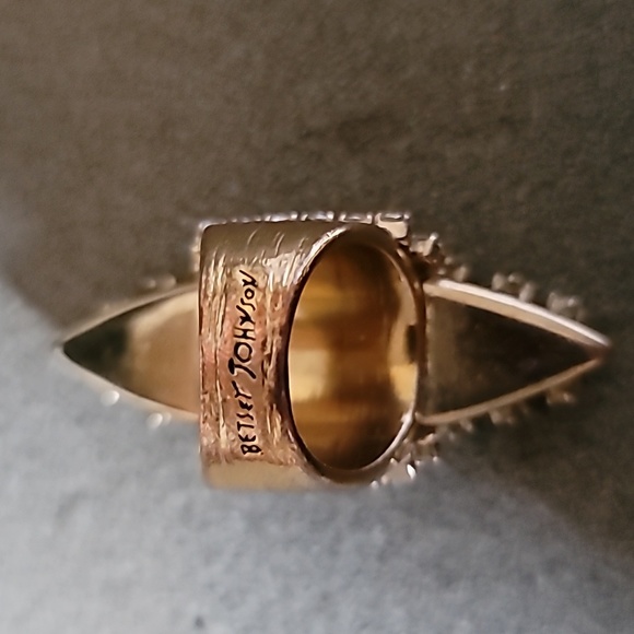 Vintage BETSEY JOHNSON Hollywood Glam Collection Tiger Stripe Cocktail Ring. 7.5 - Picture 7 of 8